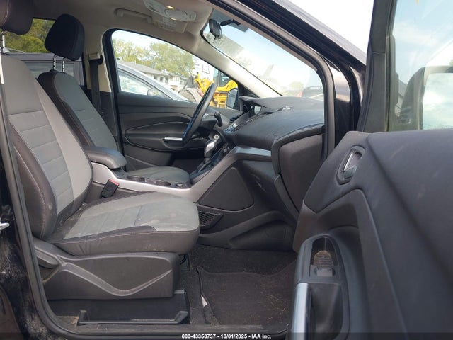 Продажа на аукционе авто 2016 Ford Escape Se, vin: 1FMCU9G90GUA40975, номер лота: 43350737