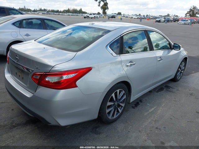1N4AL3AP9HC171354 Nissan 2017