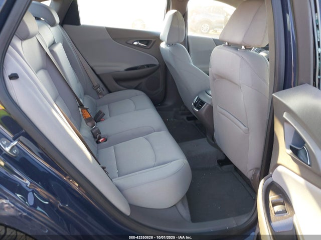 1G1ZD5ST4SF150623 Chevrolet lfv