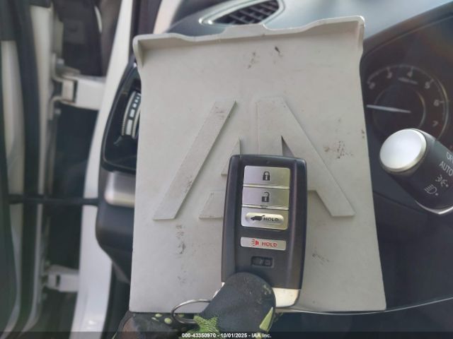 2019 ACURA RDX 5J8TC1H39KL002776 Photo 10