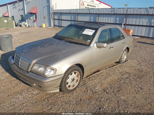 1998 MERCEDES-BENZ C 230 WDBHA23G0WA520897 Photo 1