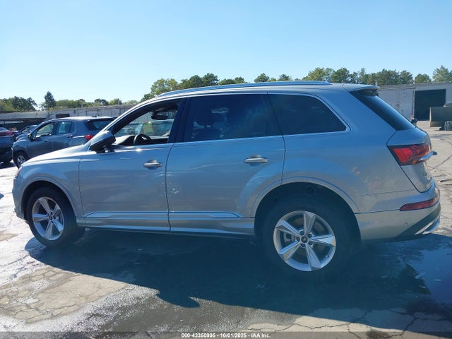 43350995 :رقم المزاد ، WA1ACBF70PD009838 vin ، 2023 Audi Q7 Premium 45 Tfsi Quattro Tiptronic مزاد بيع