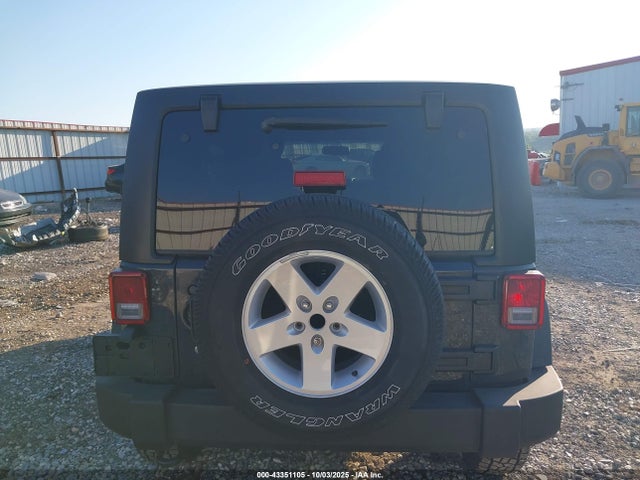 1C4HJWDG7GL202126 Jeep Wrangler