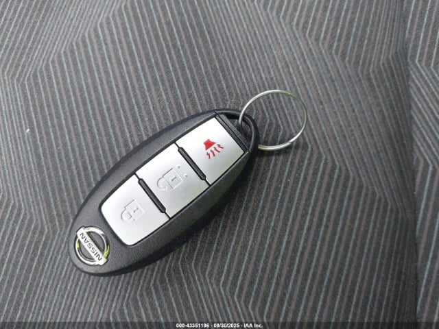 Nissan 2016 2016 KNMAT2MV5GP638730 Image 11