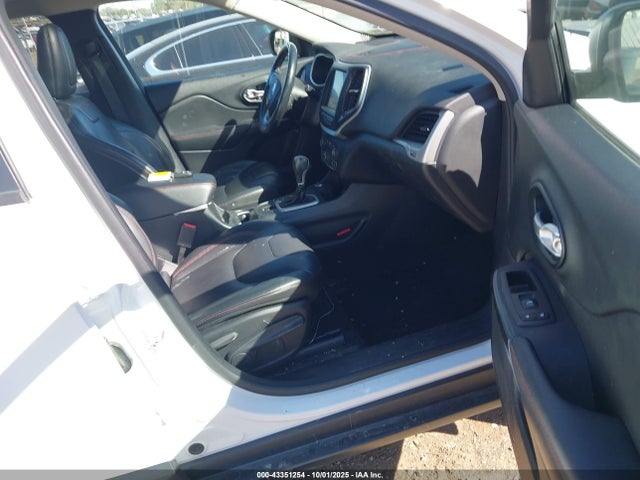 43351254 :رقم المزاد ، 1C4PJMBS5GW143437 vin ، 2016 Jeep Cherokee Trailhawk مزاد بيع