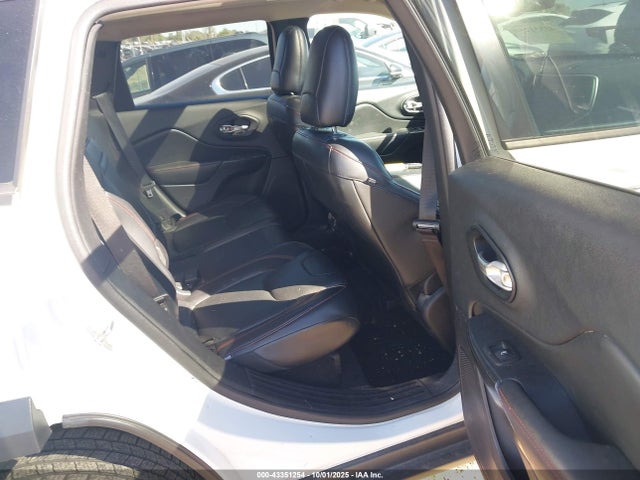 43351254 :رقم المزاد ، 1C4PJMBS5GW143437 vin ، 2016 Jeep Cherokee Trailhawk مزاد بيع