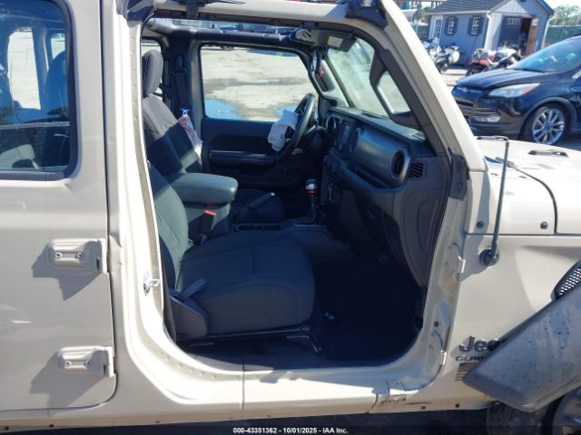 2020 JEEP GLADIATOR 1C6HJTAG7LL202180 Photo 4