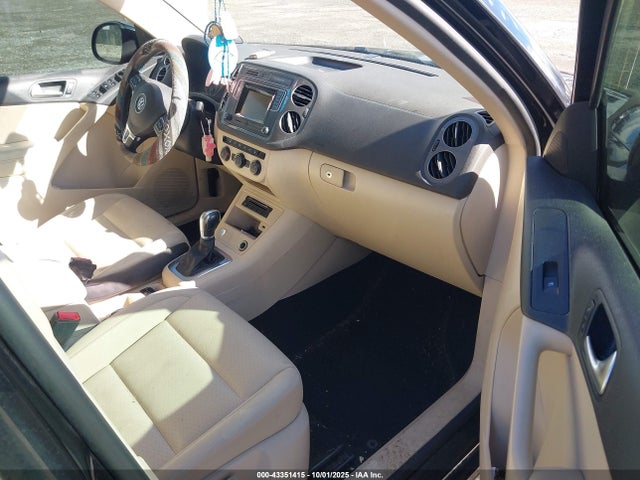 WVGAV7AX2GW506037 Volkswagen 2.0t