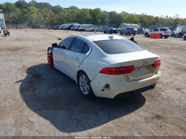 2017 JAGUAR XE SAJAD4BGXHA969144 Photo 2