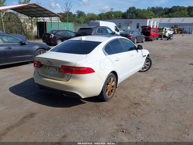 2017 JAGUAR XE SAJAD4BGXHA969144 Photo 3