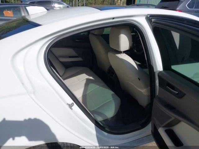 2017 JAGUAR XE SAJAD4BGXHA969144 Photo 7