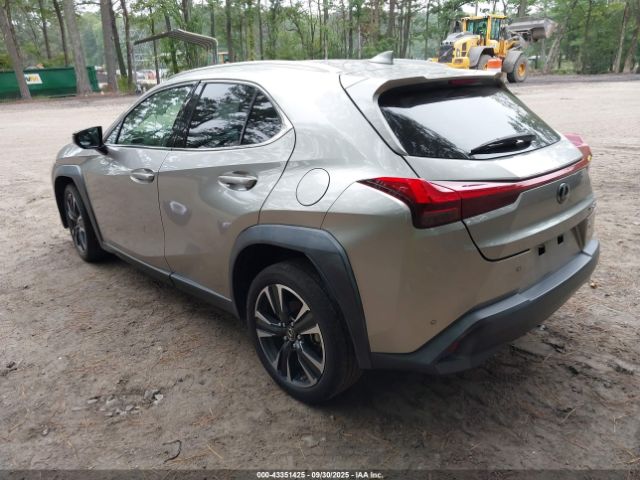 2021 LEXUS UX 200 JTHX3JBH8M2036171 Photo 2