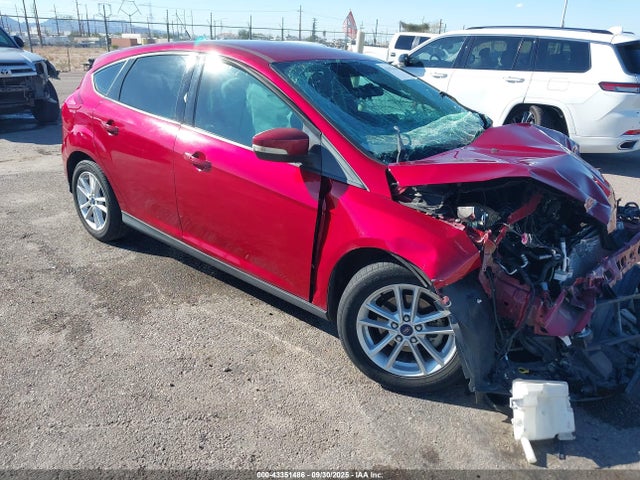 1FADP3K24HL329233 Ford FOCUS SE