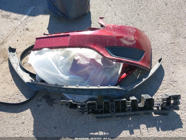 1FADP3K24HL329233 Ford FOCUS SE