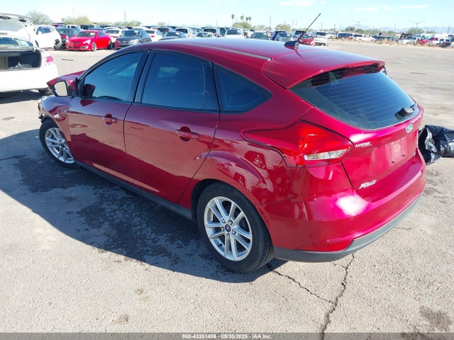 1FADP3K24HL329233 Ford FOCUS SE