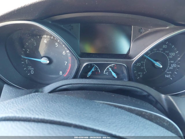 1FADP3K24HL329233 Ford FOCUS SE