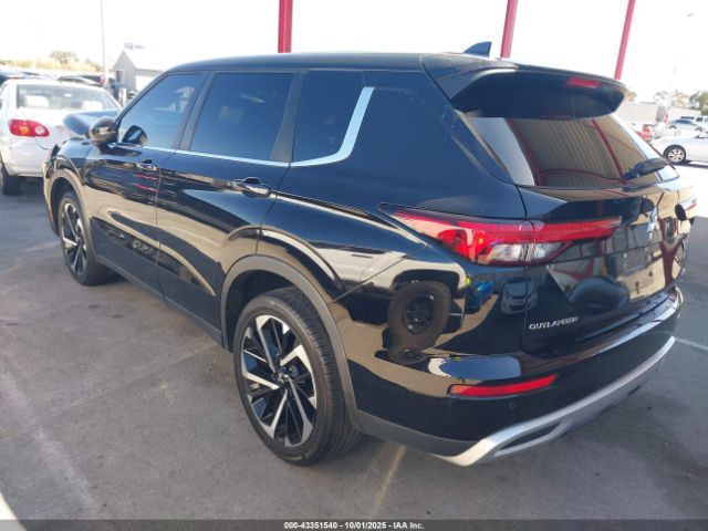 2022 MITSUBISHI OUTLANDER JA4J4UA86NZ065906 Photo 2