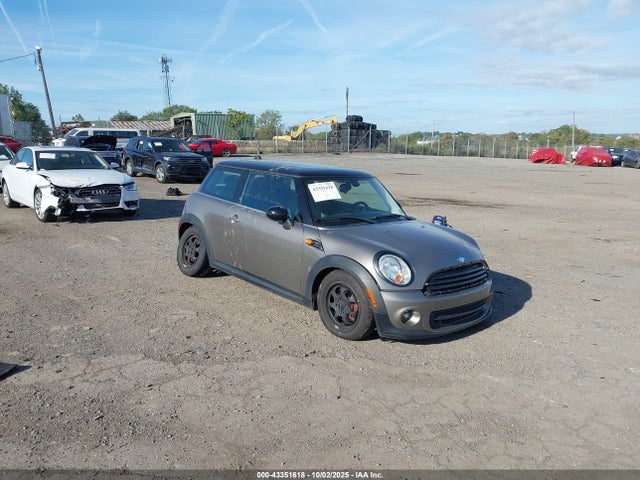 2013 MINI HARDTOP WMWSU3C50DT677525 Photo 0