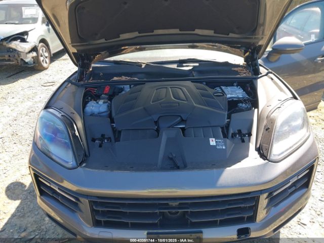 2025 PORSCHE CAYENNE COUPE WP1BA2AY5SDA30868 Photo 9