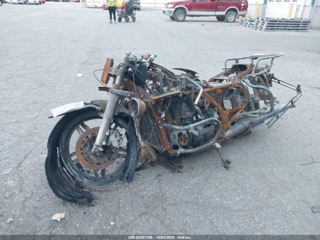 1982 HONDA GL1100 1HFSC0216CA202643 Photo 1