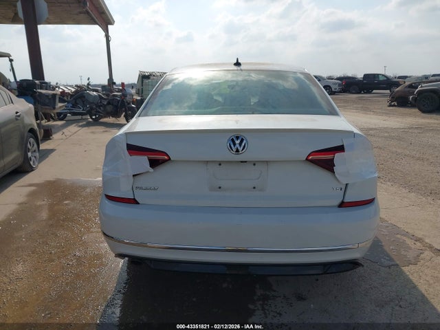 1VWAA7A33JC023630 Volkswagen Passat 2.0t R-line/2.0t S