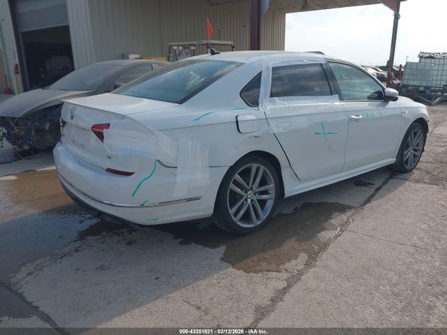 1VWAA7A33JC023630 Volkswagen Passat 2.0t R-line/2.0t S