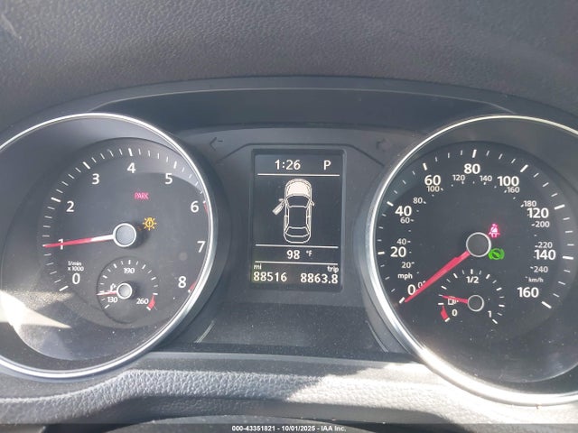 1VWAA7A33JC023630 Volkswagen Passat 2.0t R-line/2.0t S