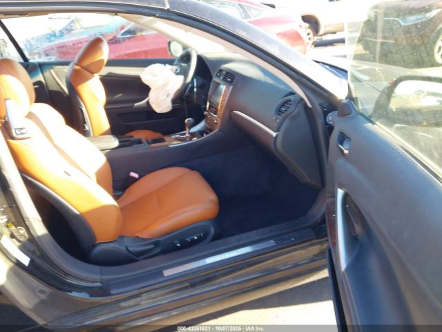 2015 LEXUS IS 250C JTHFF2C29F2532439 Photo 4