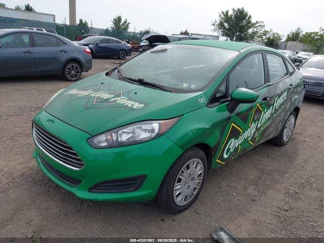 Ford 2019 2019 3FADP4AJ9KM139173 Image 2