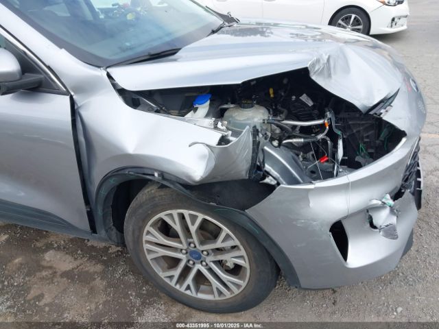 2022 FORD ESCAPE 1FMCU9H94NUA43860 Photo 5