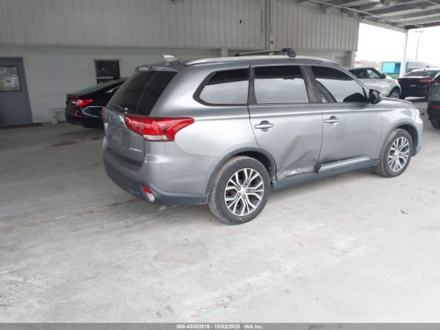 2017 MITSUBISHI OUTLANDER JA4AD2A39HZ034565 Photo 3