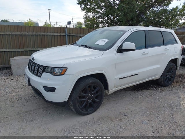 Продаж на аукціоні авто 2017 Jeep Grand Cherokee Altitude 4x4, vin: 1C4RJFAG5HC932630, номер лоту: 43352127