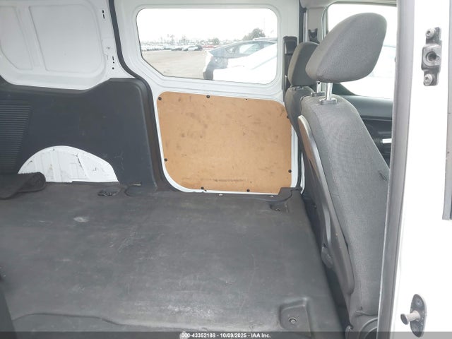 NM0LS7FX3F1181034 Ford 2015
