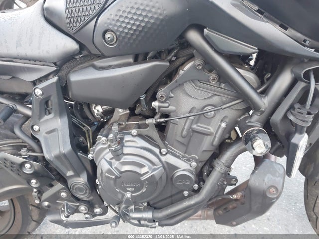 JYARM32Y7NA000655 Yamaha Mt07 C