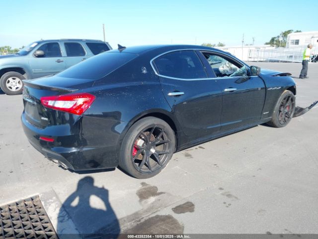 2018 MASERATI GHIBLI ZAM57XSS7J1270956 Photo 3