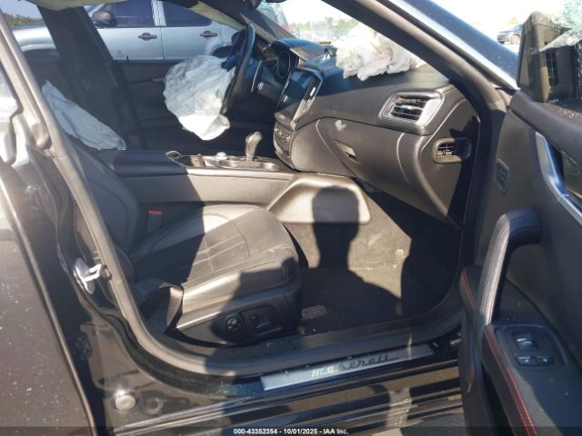 2018 MASERATI GHIBLI ZAM57XSS7J1270956 Photo 4