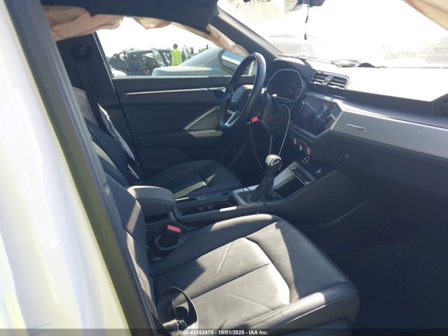 2021 AUDI Q3 WA1DECF35M1037187 Photo 4