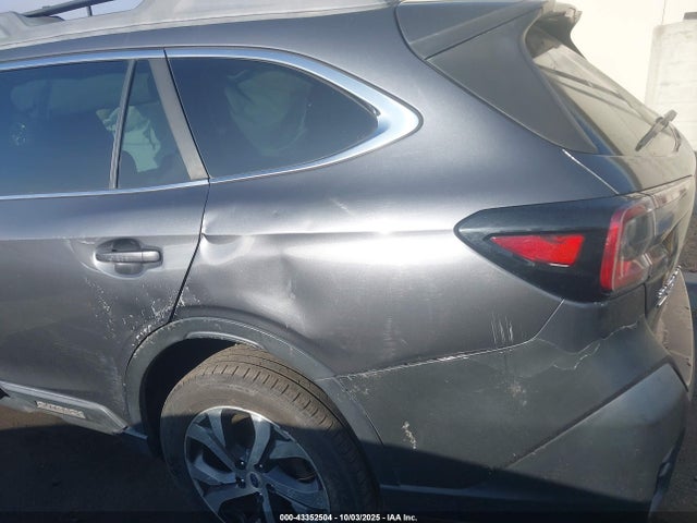 4S4BTANCXM3137889 Subaru Outback Limited