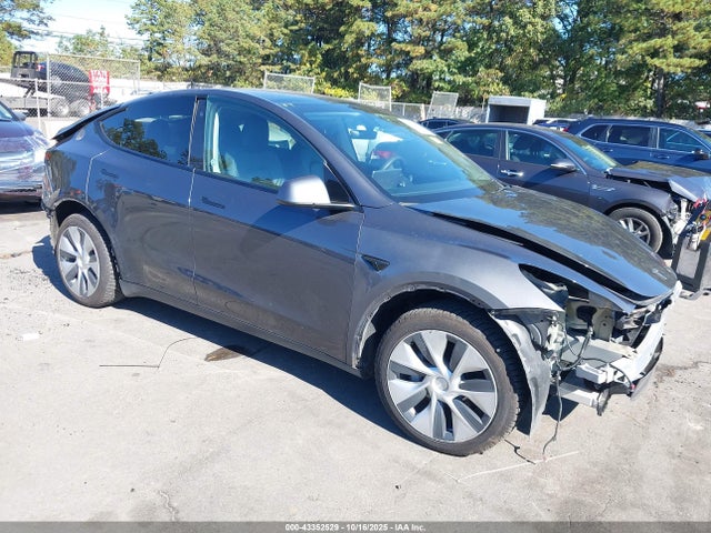 2022 TESLA MODEL Y 7SAYGDEE1NF438239 Photo 0