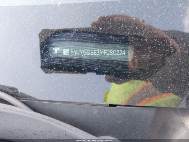 2021 TESLA MODEL Y 5YJYGDEE3MF280224 Photo 8