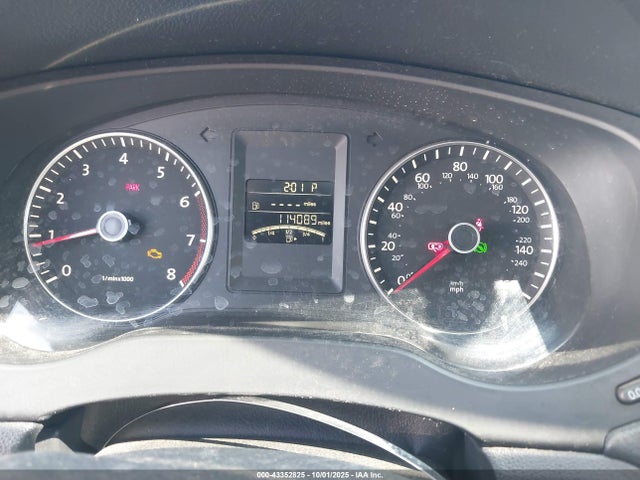 3VWD17AJ8EM385789 Volkswagen Jetta