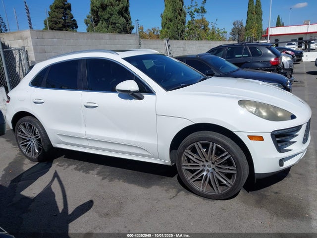 Porsche MACAN S 2015 WP1AB2A52FLB51111 Image 13
