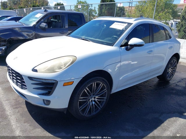 2015 PORSCHE MACAN WP1AB2A52FLB51111 Photo 1