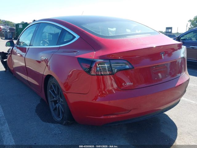 2018 TESLA MODEL 3 5YJ3E1EA9JF034009 Photo 2