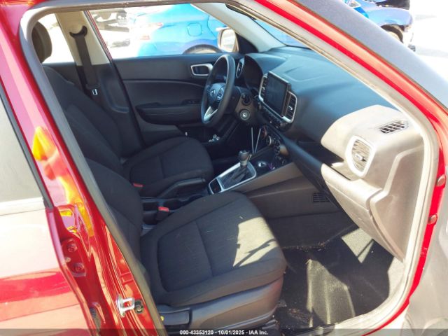 2022 HYUNDAI VENUE KMHRB8A31NU141292 Photo 4