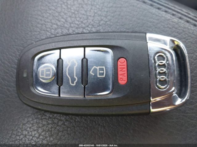 2013 AUDI Q5 HYBRID WA1C8AFP8DA018644 Photo 10