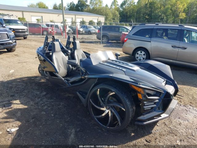 2017 POLARIS SLINGSHOT 57XAASFA5H8119549
