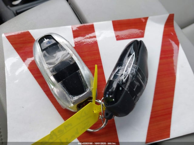 2016 TESLA MODEL S 5YJSA1E13GF176212 Photo 10