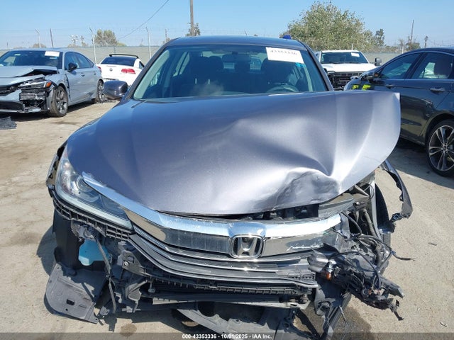 1HGCR2F72GA058281 Honda k24w1