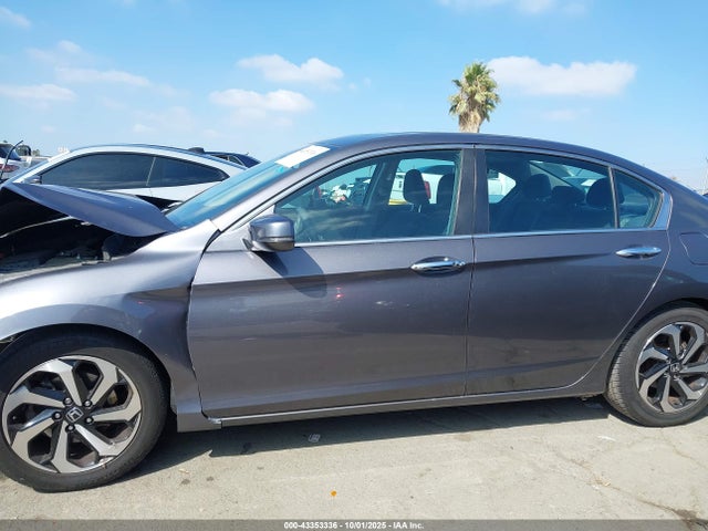 1HGCR2F72GA058281 Honda k24w1
